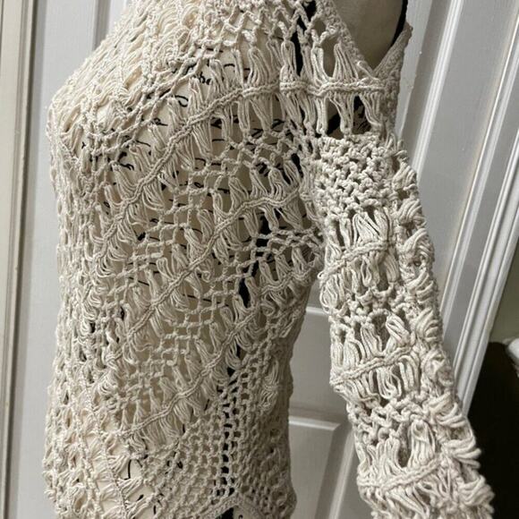 GOLD HAWK SWEATER KNITTED CROCHET OPEN SHOULDER SIZE XS AESTHETIC COTTAGECORE - Picture 4 of 13